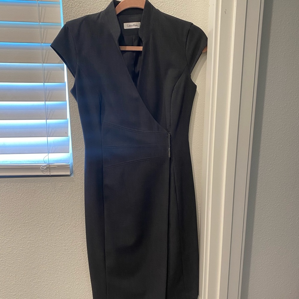 Calvin Klein women’s size 2 business casual dress